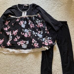 Free Planet Black and Floral Kids Matching Set
